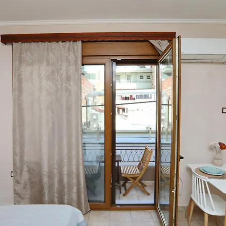 Niki'S Apartement Kavala Exterior photo